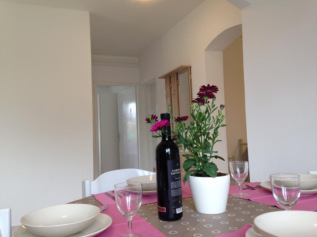 Apartment Laura Poreč Szoba fotó